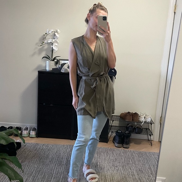 Nordstrom Army Green Belted Vest - Picture 2 of 5